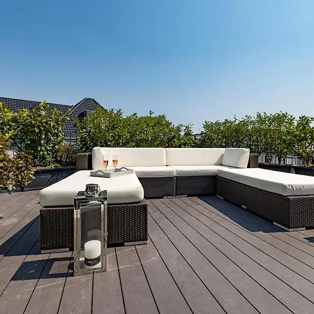 Penthouse With Whirlpool Central * Dusseldorf
