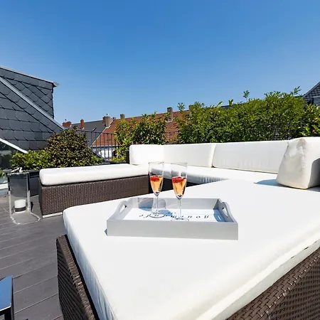 Apartment Penthouse With Whirlpool Central Dusseldorf